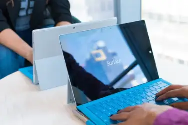 如何利用拼多多数据分析工具提升店铺运营效率：新手必备指南