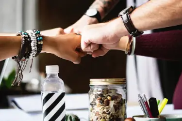 揭秘拼多多平台数据分析：如何通过热卖指数与排名优化你的销量