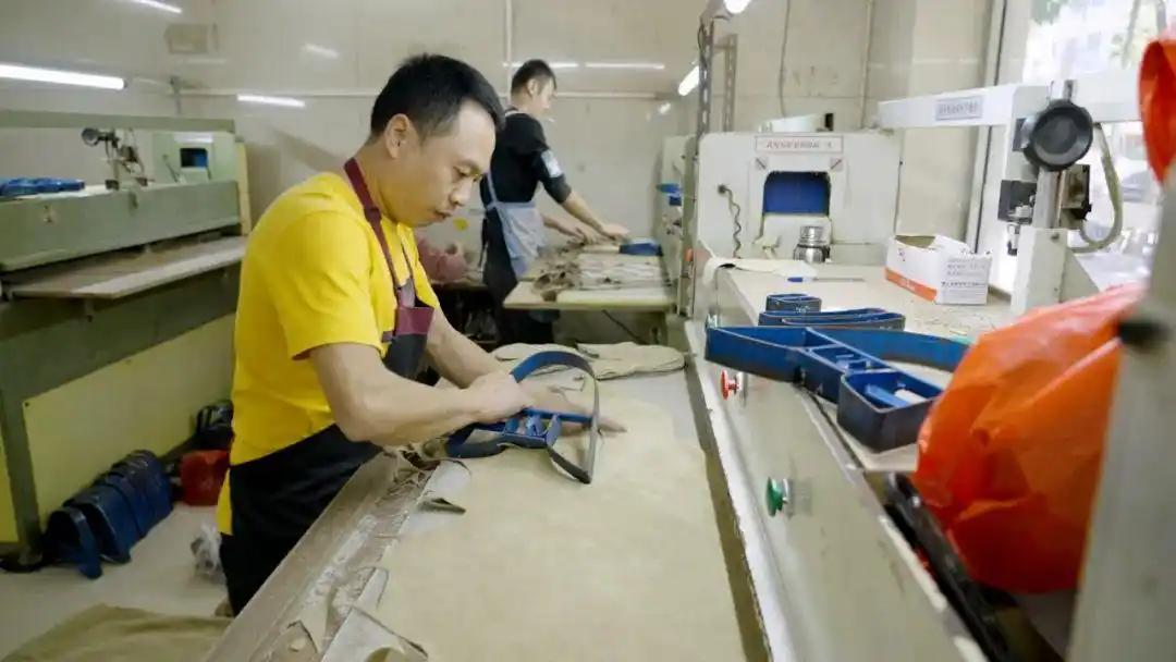 哈士奇电商工具拼多多_拼多多千亿扶持计划_新质商家全面惠商战略