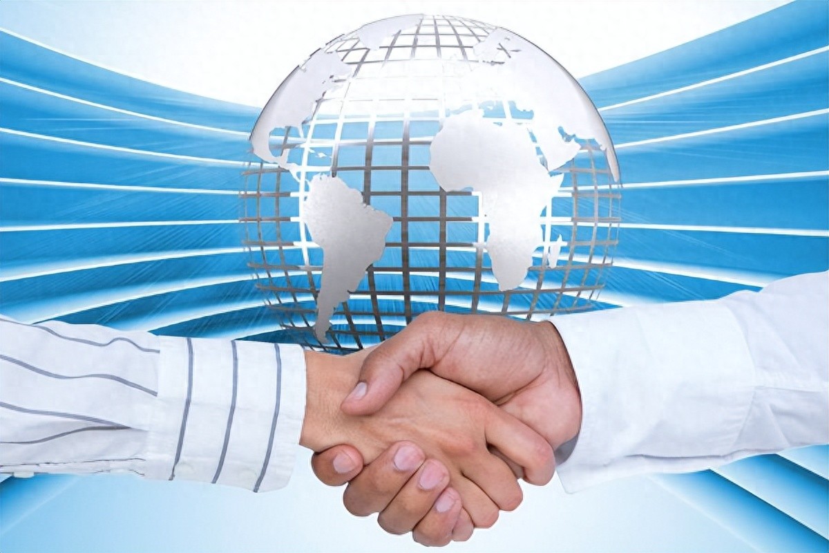 电霸助力拼多多运营：热搜词、热度、类目与竞品数据全解析