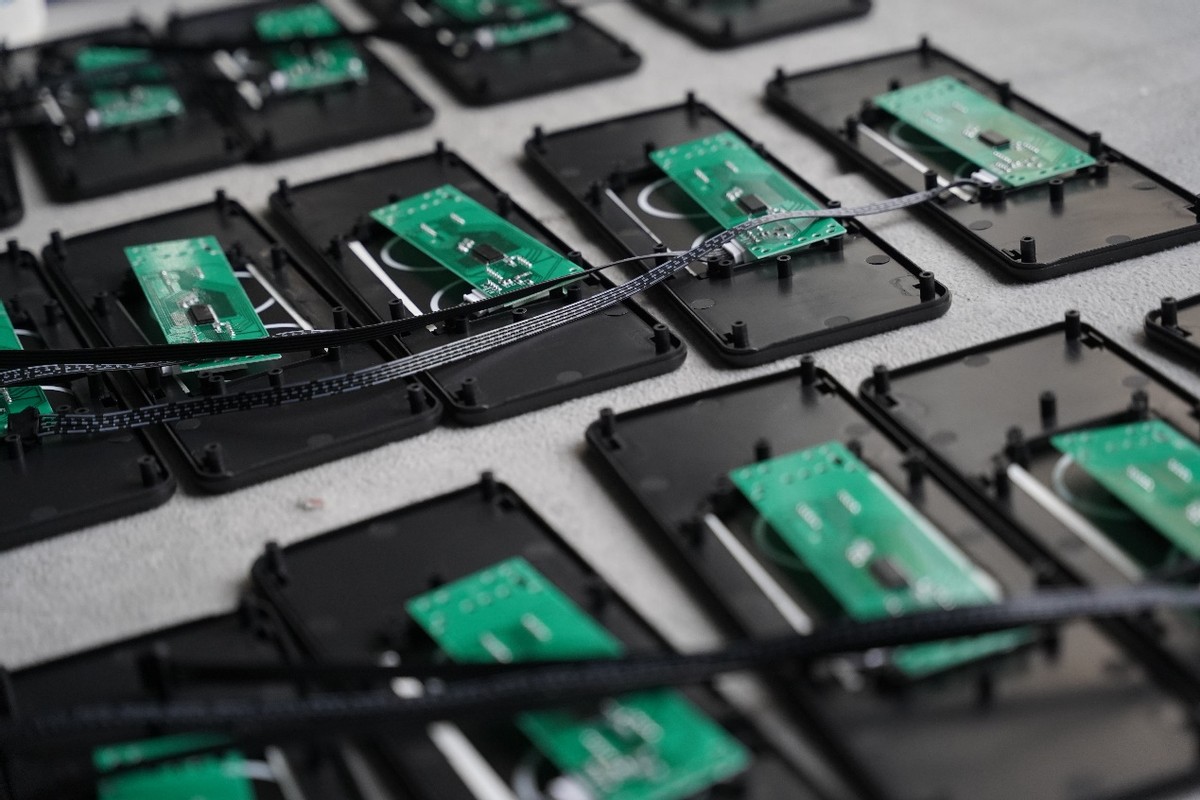 拼多多聊天工具是什么_拼多多电商西进_小家电西部地区销售增长